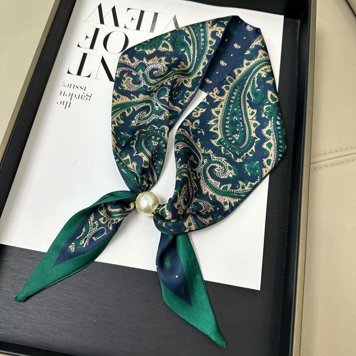 No-Tie Magnetic Pearl Clasp Soft Scarf