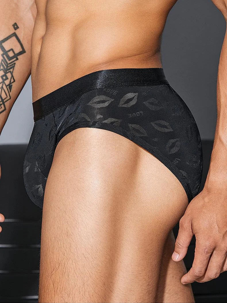 Men’s Sexy Lightweight Lip Print Briefs